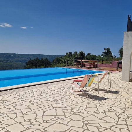 Villa San Silvestro Oprtalj Exterior photo