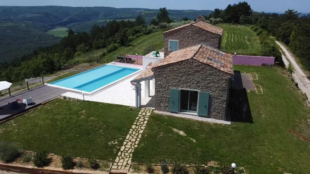 Villa San Silvestro Oprtalj Exterior photo